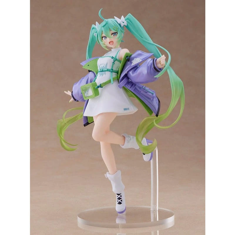 Figurine Miku Hatsune Fashion Sporty 2 Figurine Miku Hatsune Fashion Sporty – Image 2
